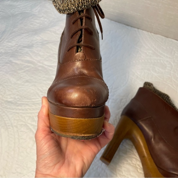CHLOÉ Brown Leather Lace Up Ankle Platform Boot Knit Top Booties Size 39 US 8.5 - Picture 6 of 16